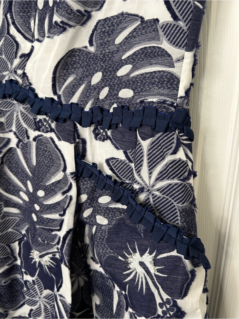 Talbot Runhof Leaf Print Dress - Picture 7 of 12
